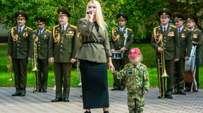 «Регулярные уроки «патриотизма» доводят до идиотизма. И войны»