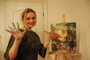 Конвейер репрессий. Беларусь — четвертая в мире по количеству лишенных свободы журналистов. Художницу Оксану Шаляпину отправляют в колонию за помощь политзаключенным