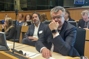 Віктар Бабарыка ў Бруселі прэзентаваў сваю партыю «Разам»